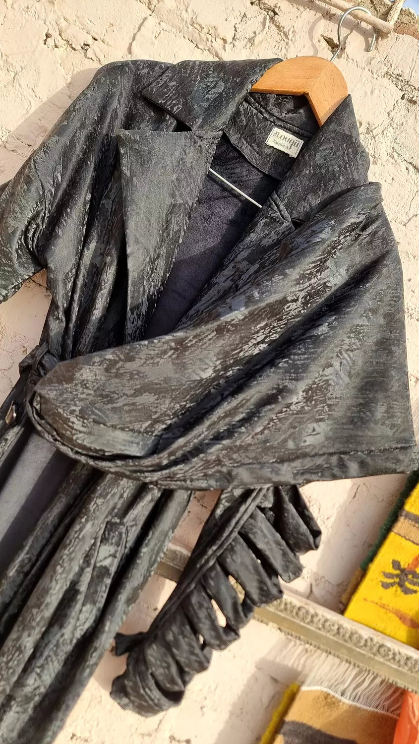 Esmeralda coat in black