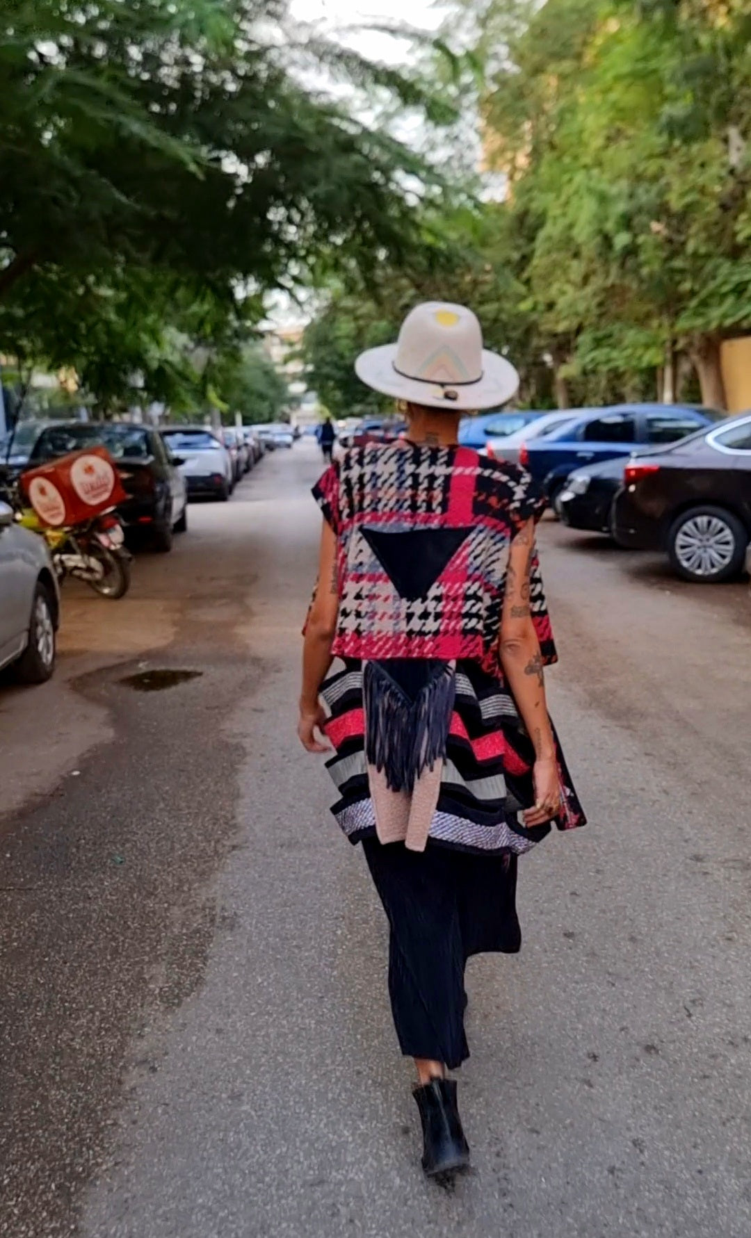 Nomad vest in fuchsia shades