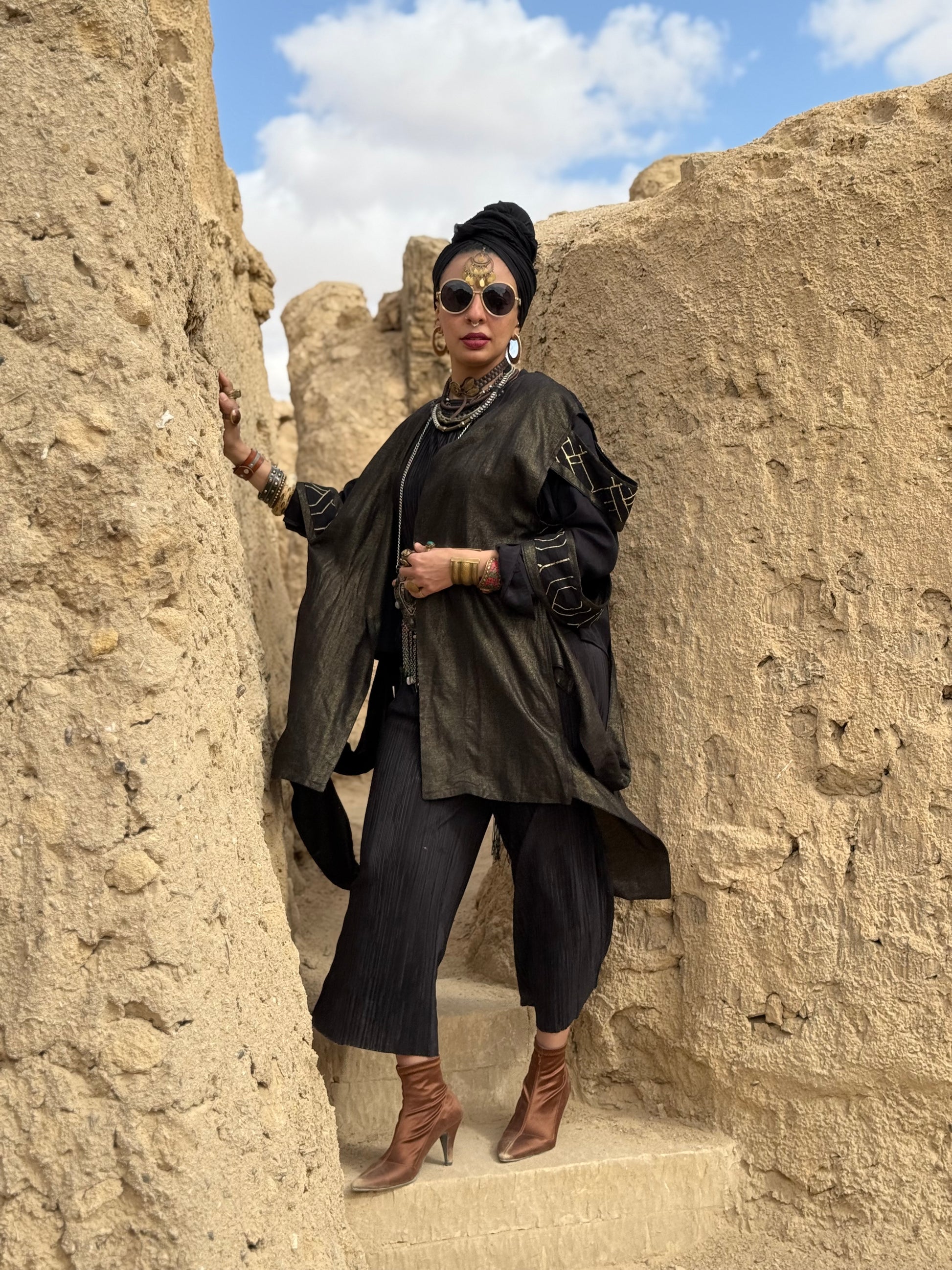 Odessa fringes vest in copper