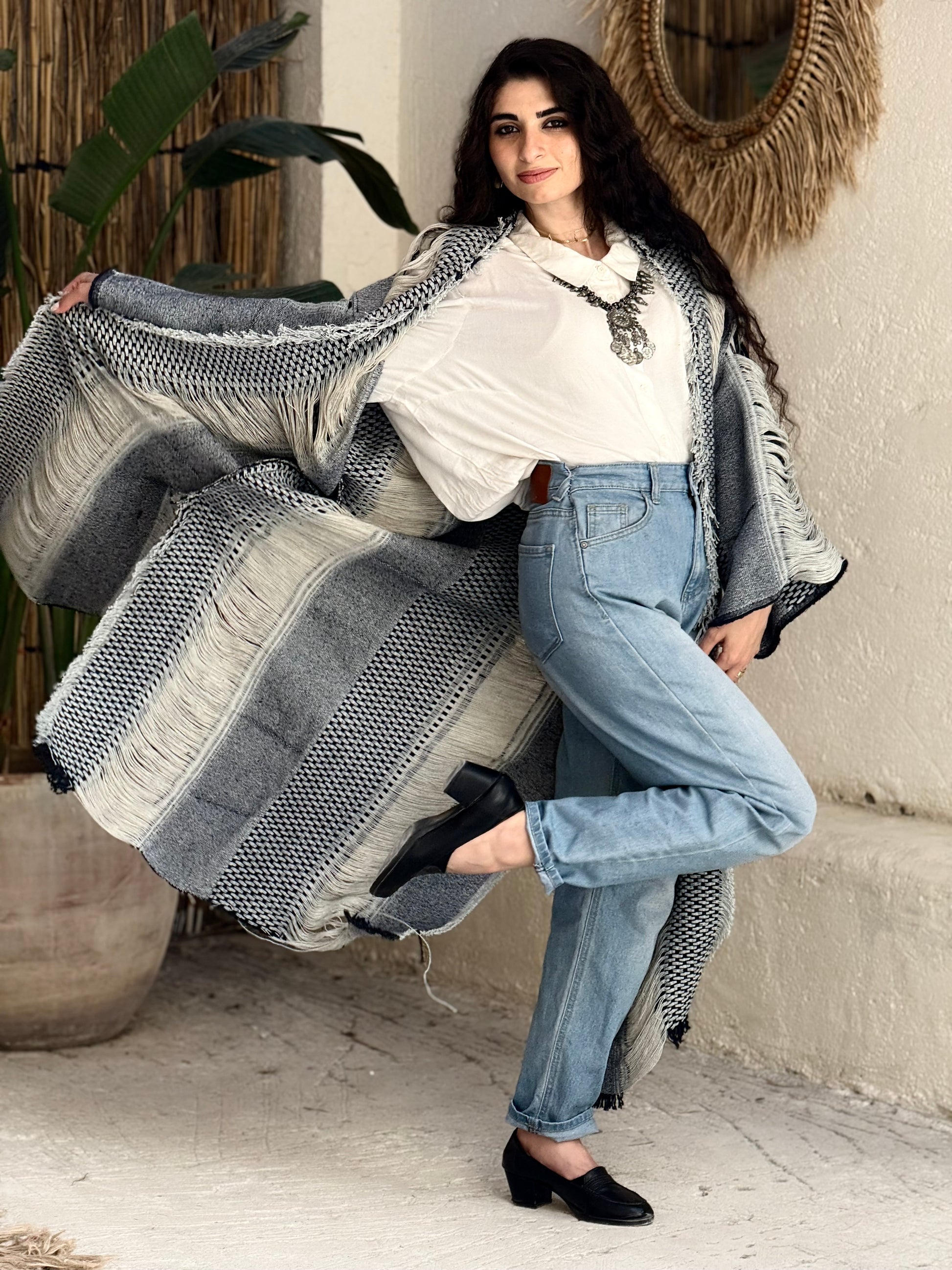 Woven soul kimono in blue