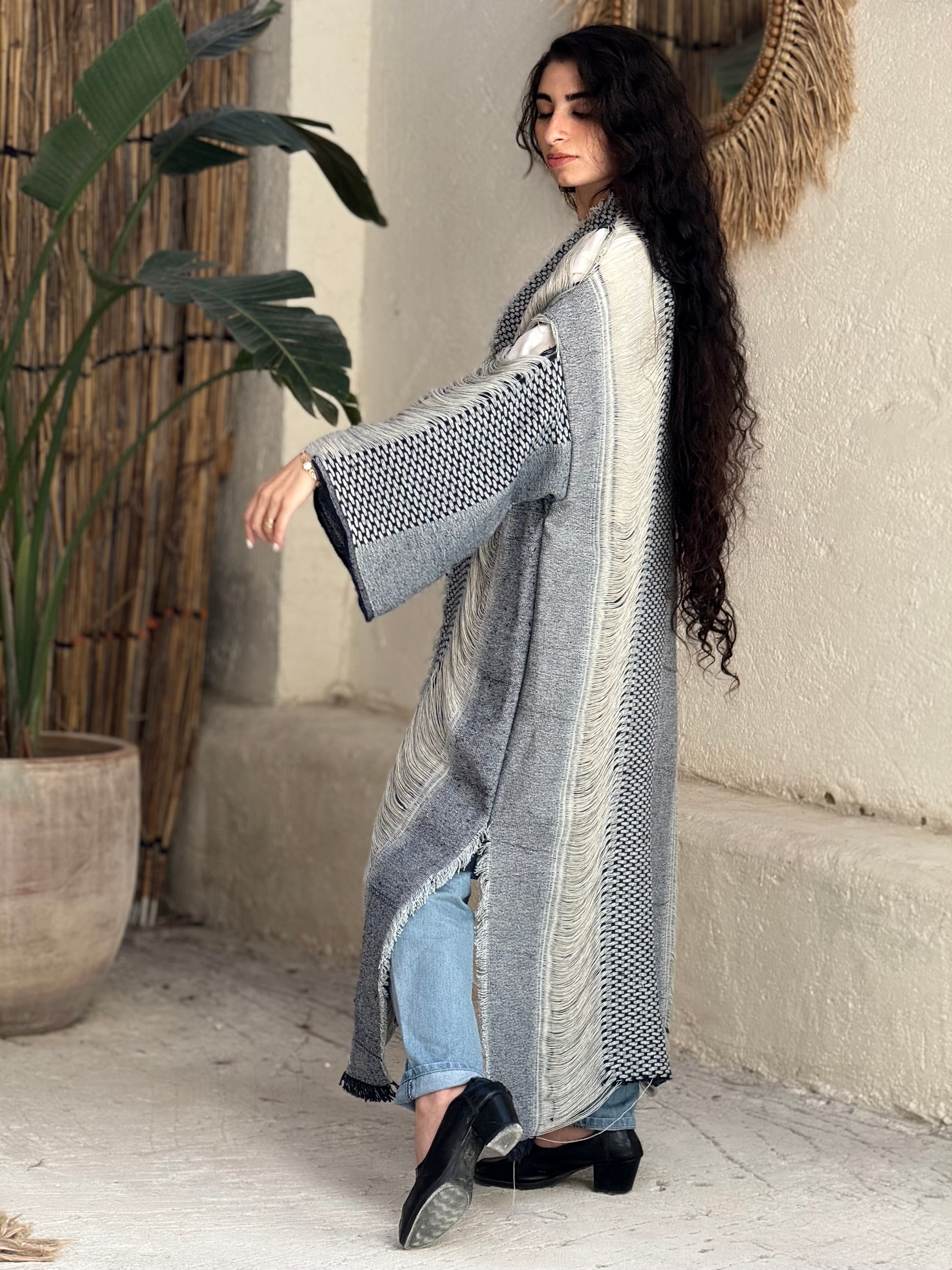 Woven soul kimono in blue
