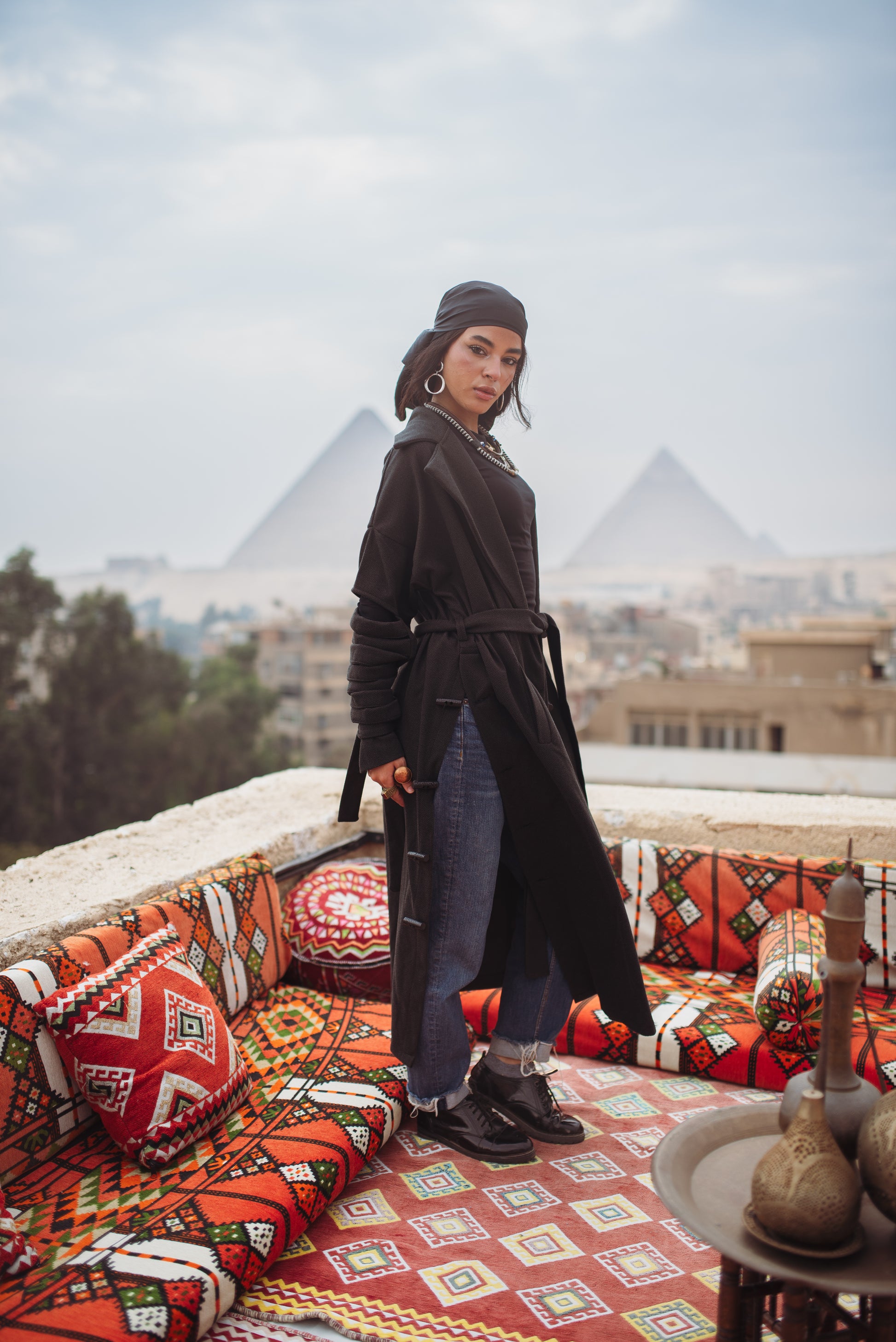 Esmeralda coat in black