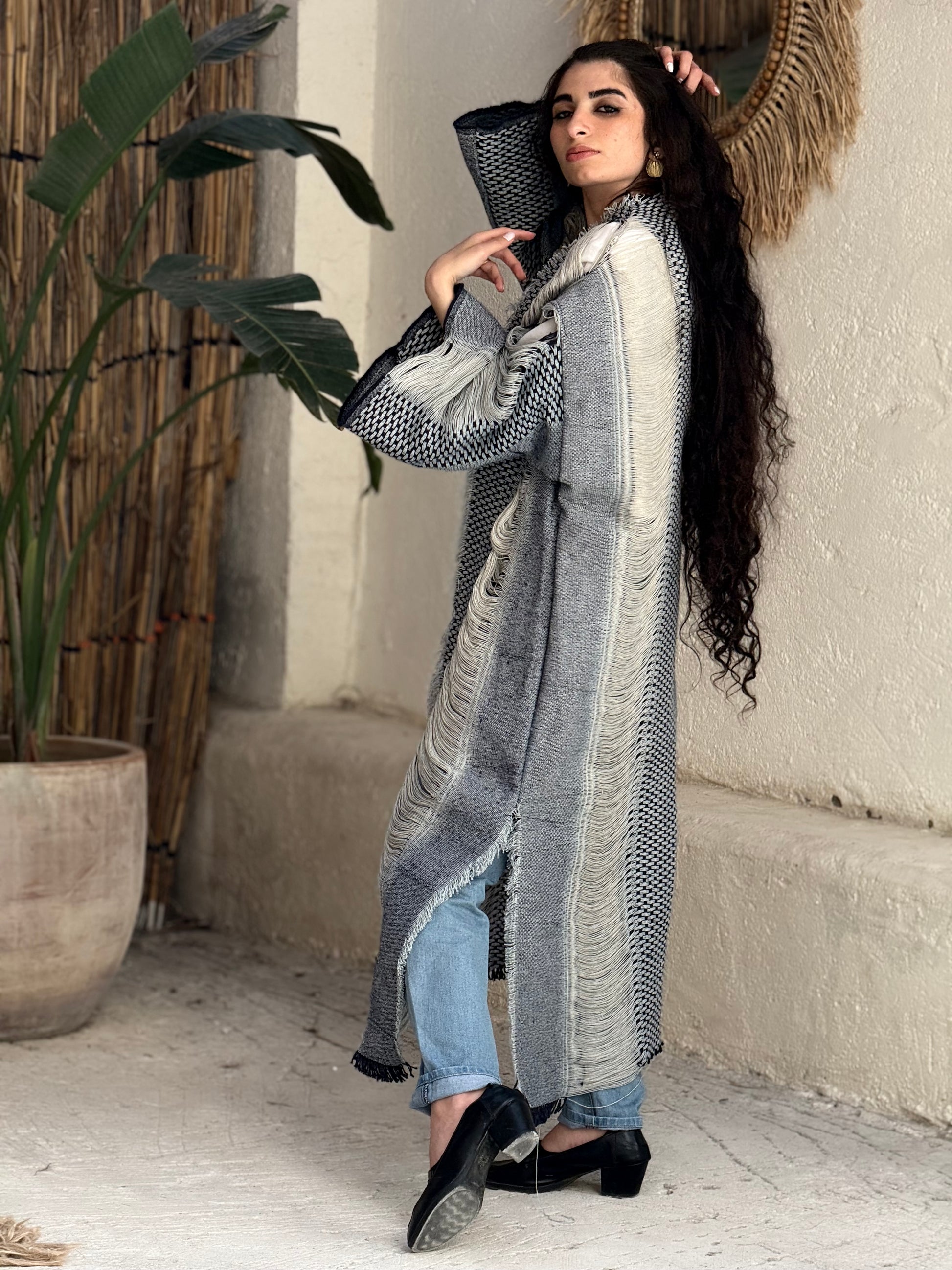 Woven soul kimono in blue