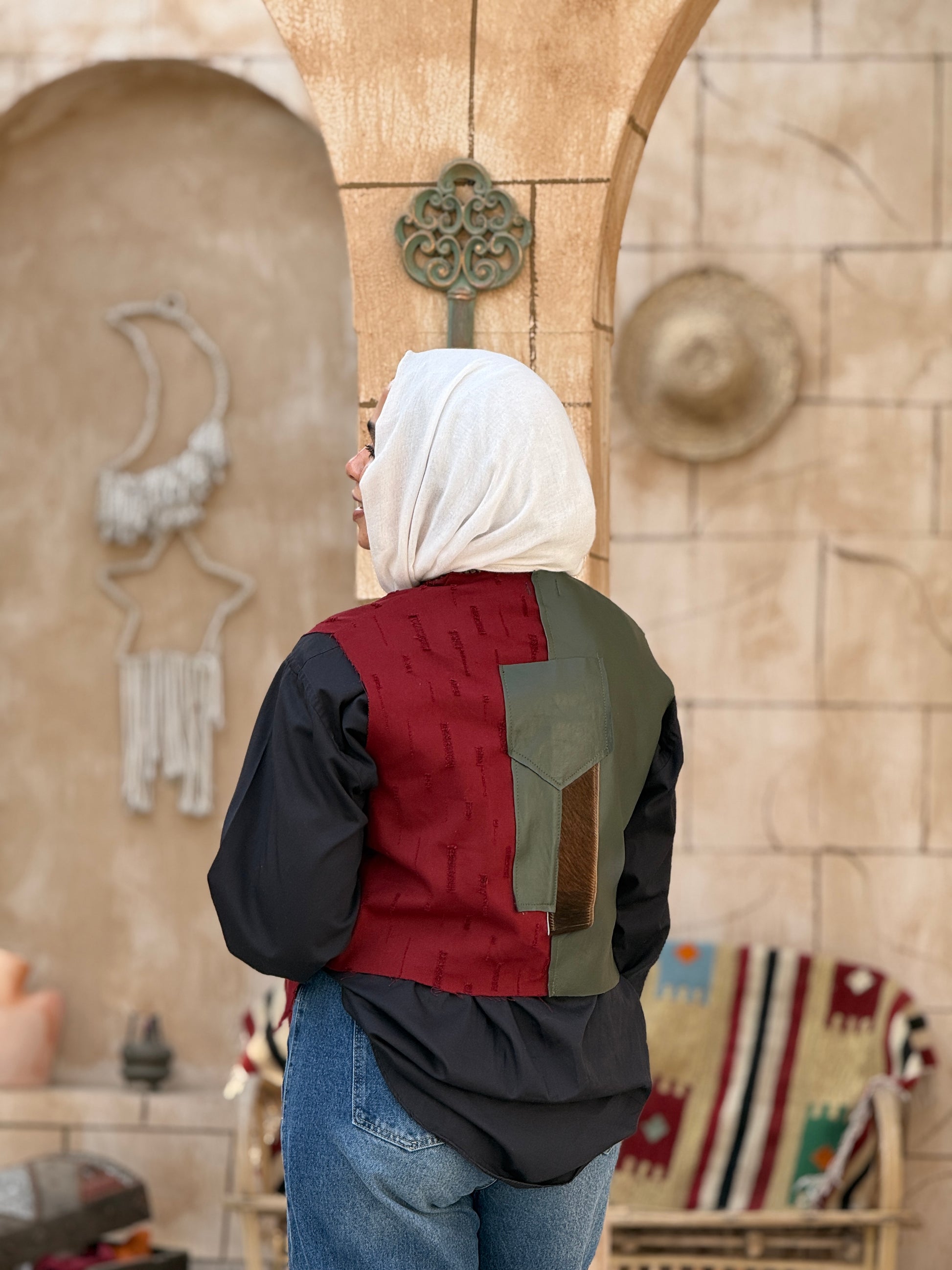 Sundown leather vest in burgundy