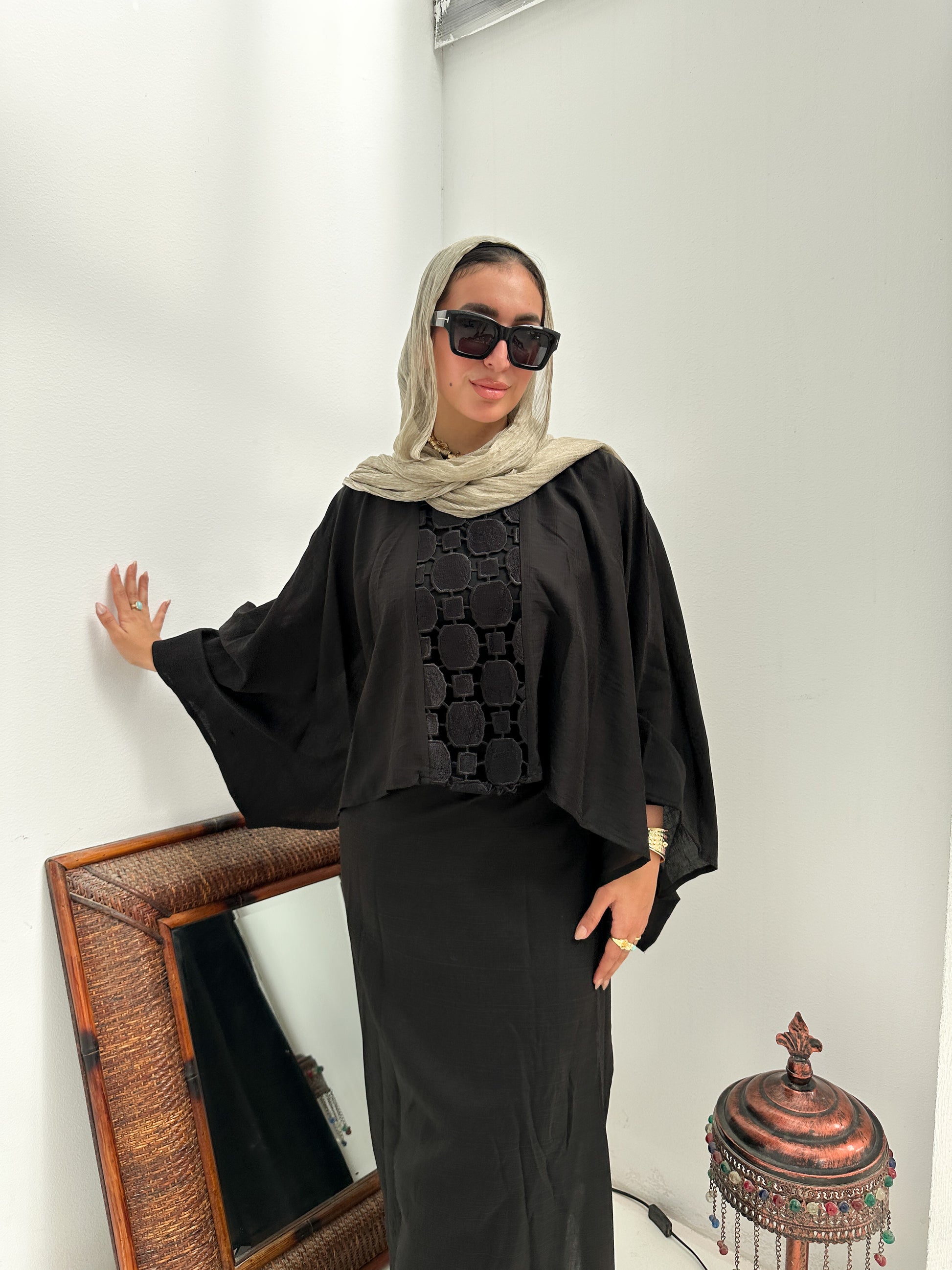 Sunwoven set in black