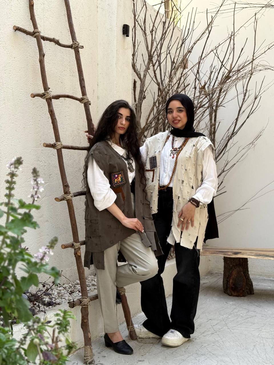 Hippie patch vest in beige